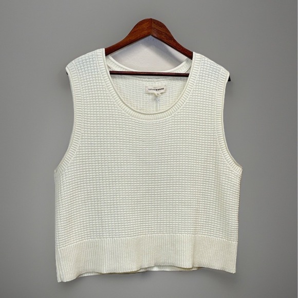 Lucky Brand Sweaters - NWT Lucky Brand Women's Knit Sleeveless Sweater Pullover Size XL Cream Textured